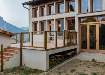 Vivienda de tierra aligerada en el Prepirineo aragonés